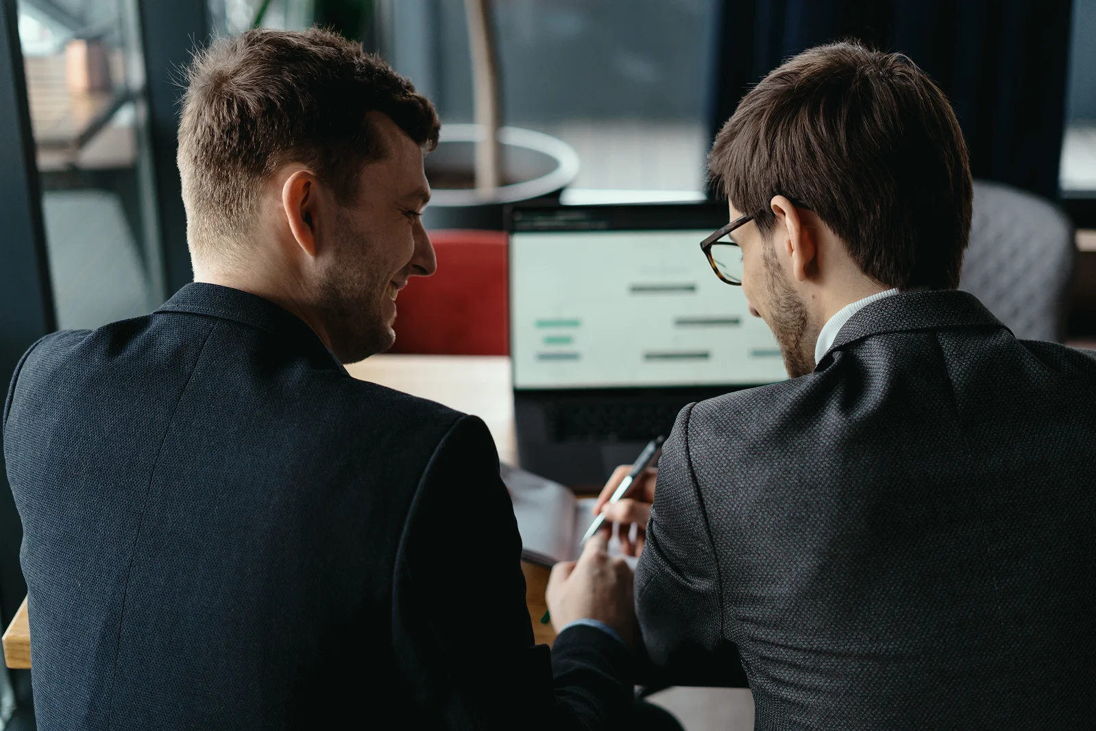 Program do faktur czy ERP? Kiedy nie potrzebujesz kombajnu